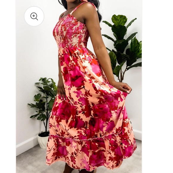 🔥🆕 ANNA-KACI CALIFORNIA Floral Tie-Shoulder Frill Trim Smocked Dress medium - Picture 8 of 13